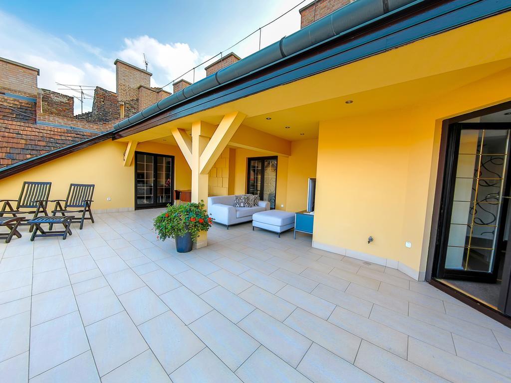 Kapital Inn Budapeşte Dış mekan fotoğraf
