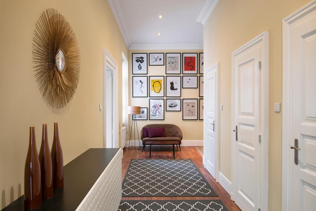 Kapital Inn Budapeşte Dış mekan fotoğraf