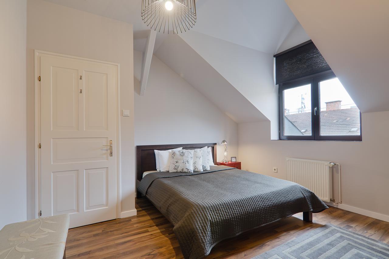 Kapital Inn Budapeşte Dış mekan fotoğraf